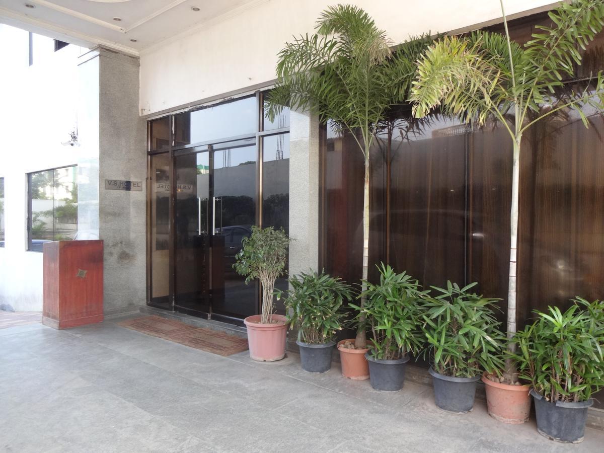 Hotel Grand Palace Chennai Exterior photo