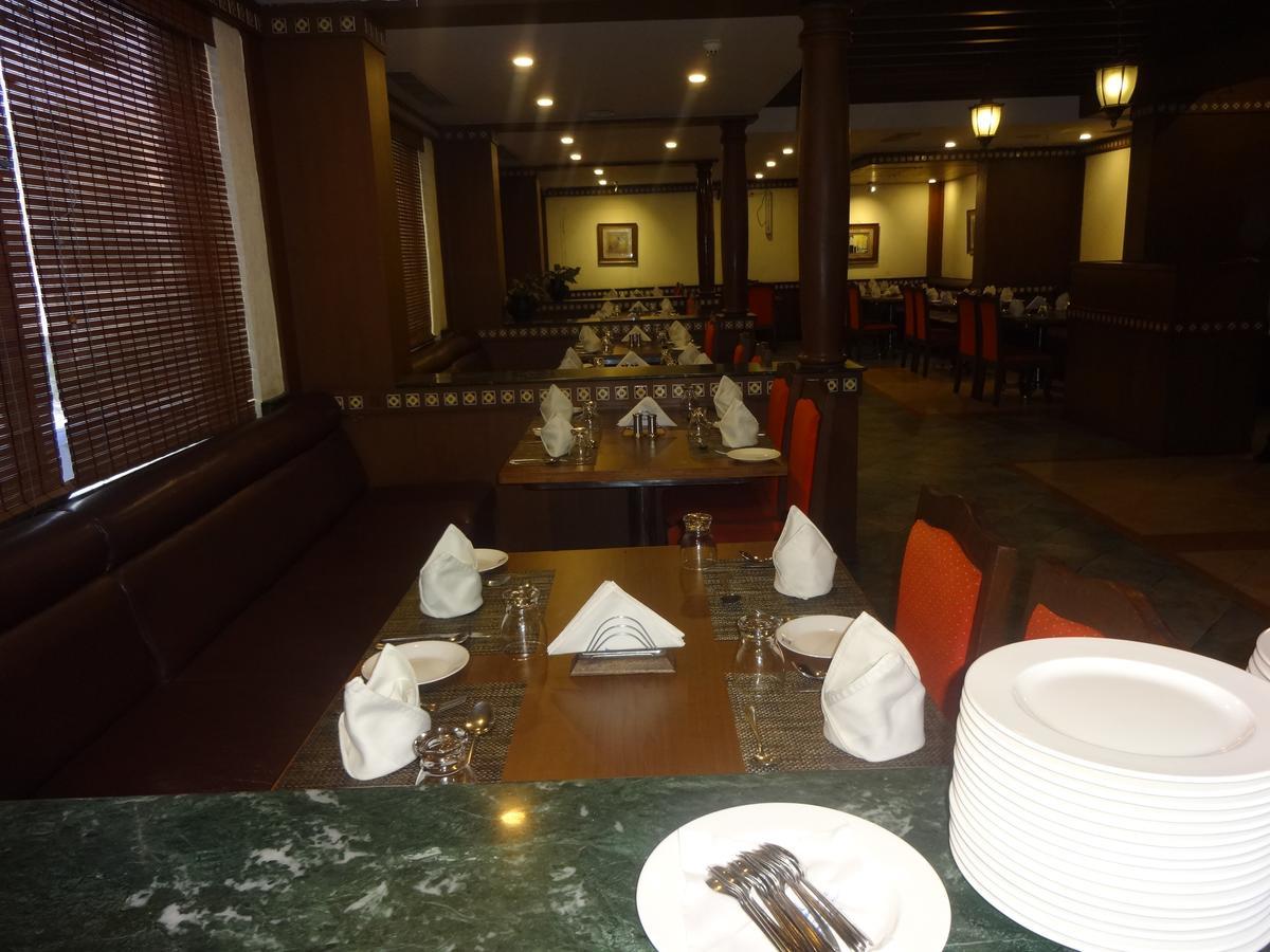 Hotel Grand Palace Chennai Exterior photo